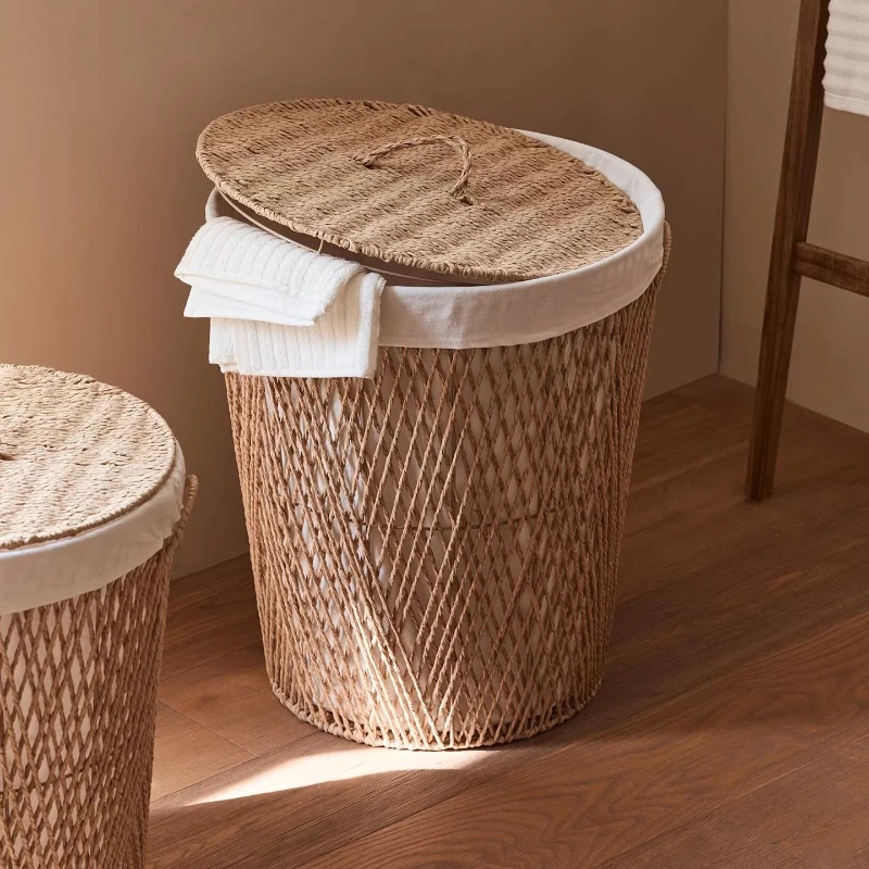 Panier à linge en osier avec couvercle